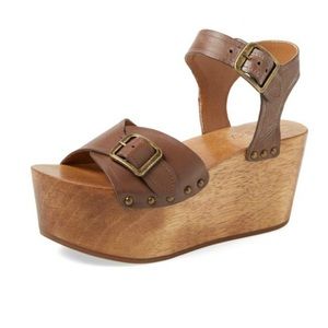 NWOB Kelsi Dagger Wood Platform Wedge Sandal